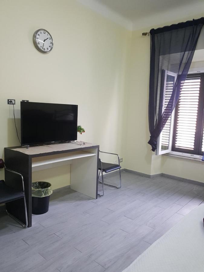 Lili & Aurora Home Рим Екстериор снимка