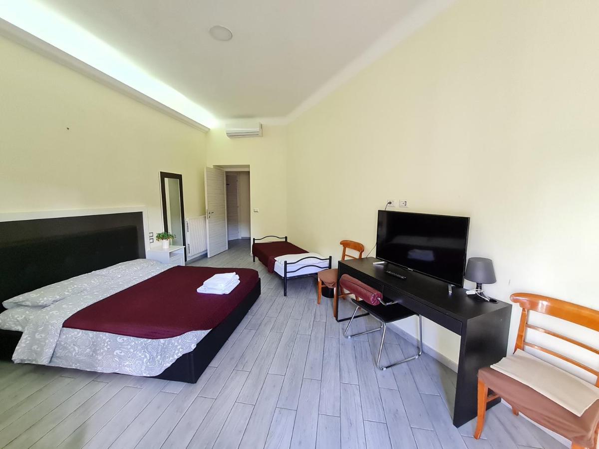Lili & Aurora Home Рим Екстериор снимка